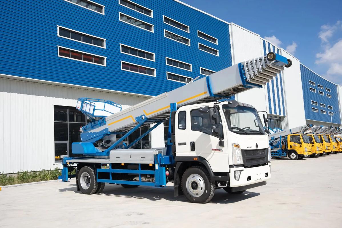 汉川出租云梯车高空作业车 建筑垃圾搬运